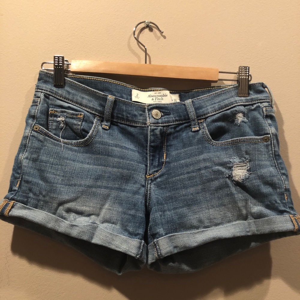 Medium/Light Wash Denim Shorts